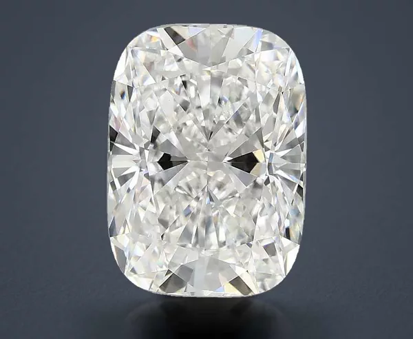 5.34 Carat · F · VVS2 Rare Carat Ideal Cut