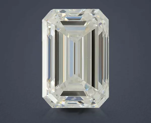 5.28 Carat · F · VVS2 very good Cut