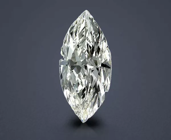 5.01 Carat · G · VS2 Rare Carat Ideal Cut