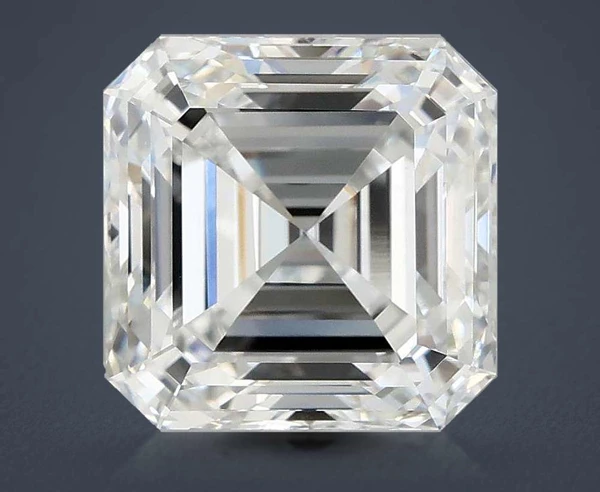 5.01 Carat · E · VVS2 Rare Carat Ideal Cut