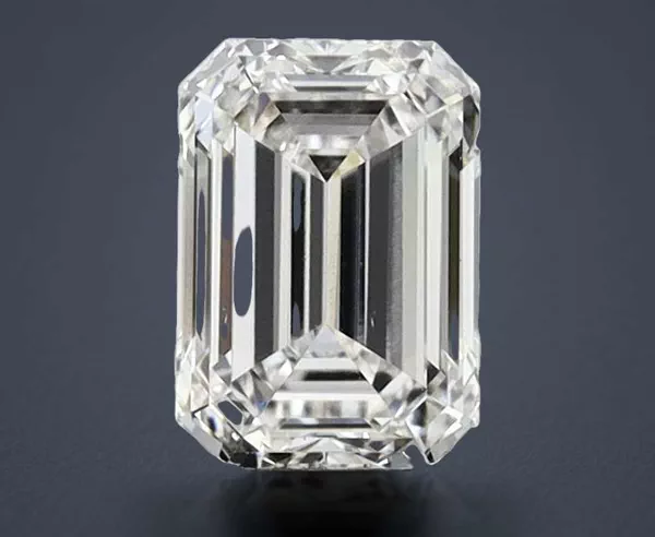 1.37 Carat · F · VS1 Rare Carat Ideal Cut