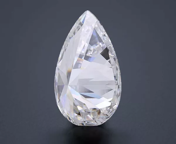 5.52 Carat · F · VS2 Rare Carat Ideal Cut
