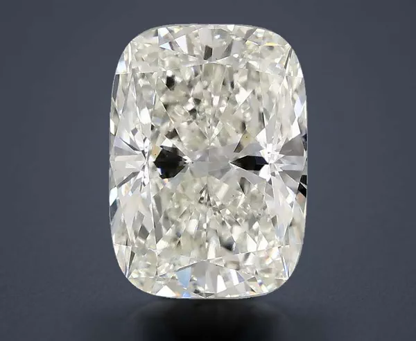 3.01 Carat · H · VS2 Rare Carat Ideal Cut