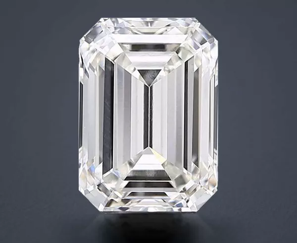 3.01 Carat · H · VS1 Rare Carat Ideal Cut