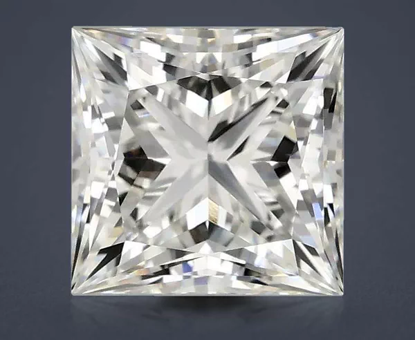 2.93 Carat · G · VVS2 Rare Carat Ideal Cut