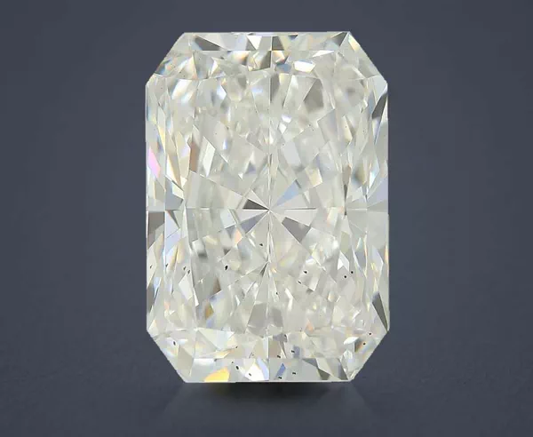 4.41 Carat · E · VS2 Rare Carat Ideal Cut