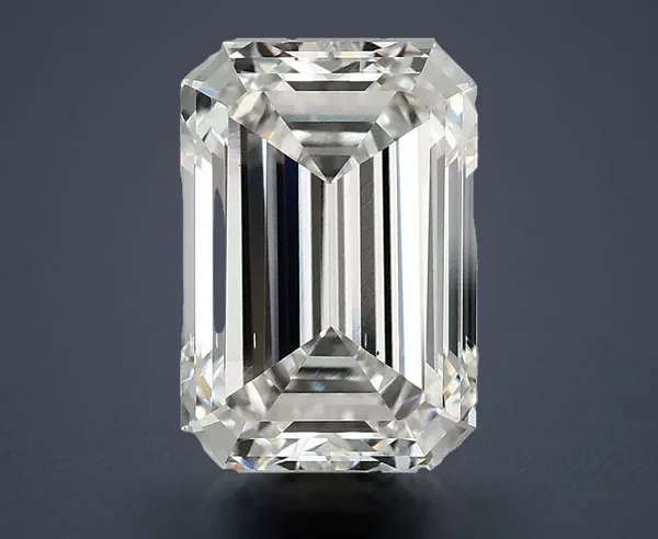 3.3 Carat · F · VS2 Rare Carat Ideal Cut