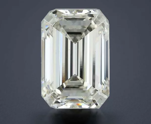 2.96 Carat · H · VS1 Rare Carat Ideal Cut