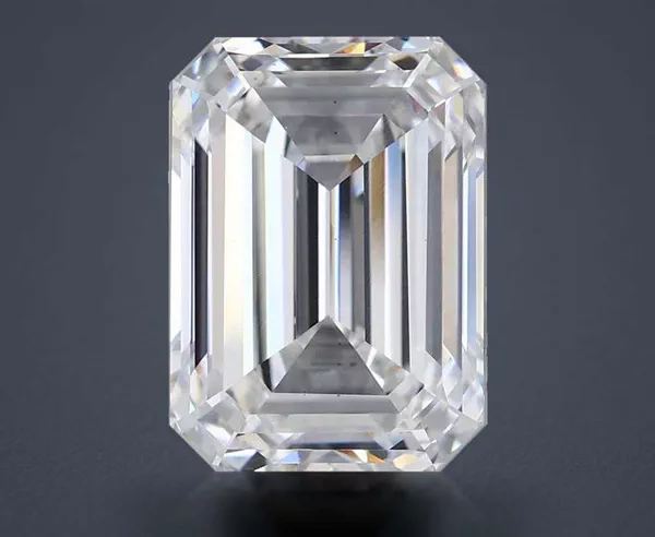 5.55 Carat · E · VS2 Rare Carat Ideal Cut