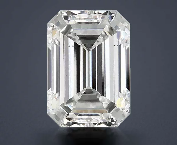 3.23 Carat · F · VS2 Rare Carat Ideal Cut