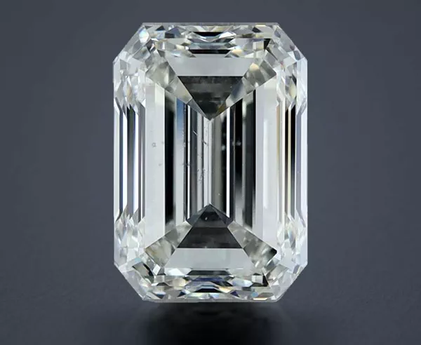 2.01 Carat · H · VS2 Rare Carat Ideal Cut