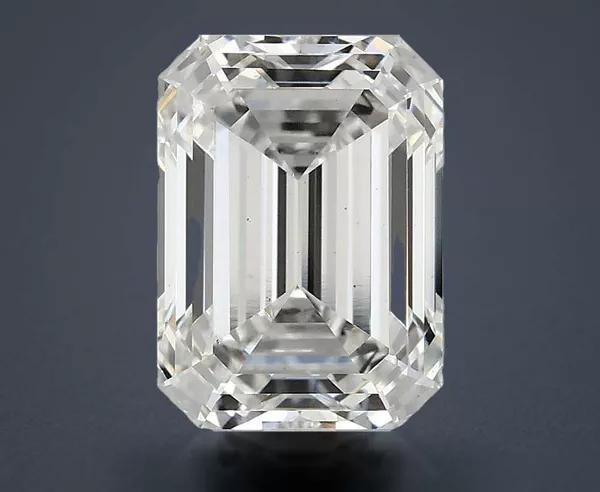 3.47 Carat · E · VS1 Rare Carat Ideal Cut