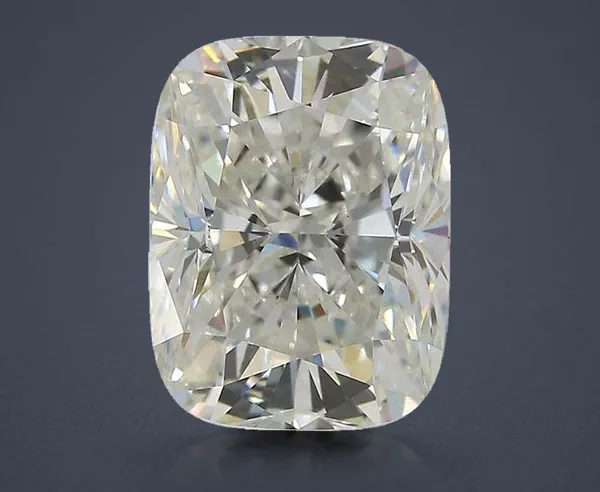 4.03 Carat · G · VVS2 Rare Carat Ideal Cut