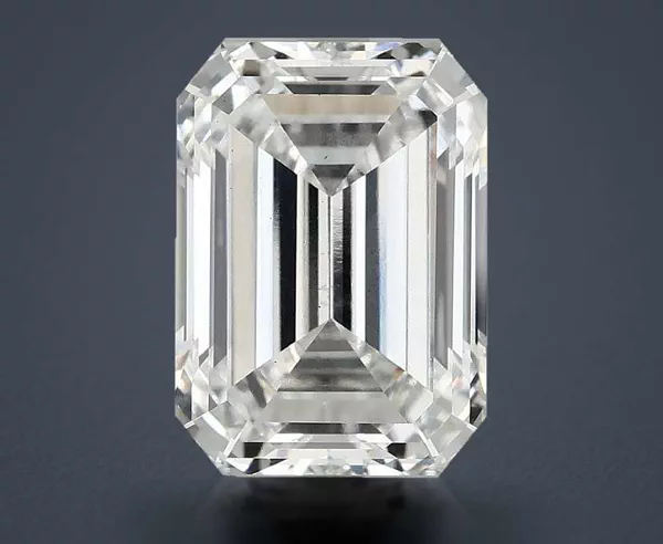 4.95 Carat · E · VS2 Rare Carat Ideal Cut