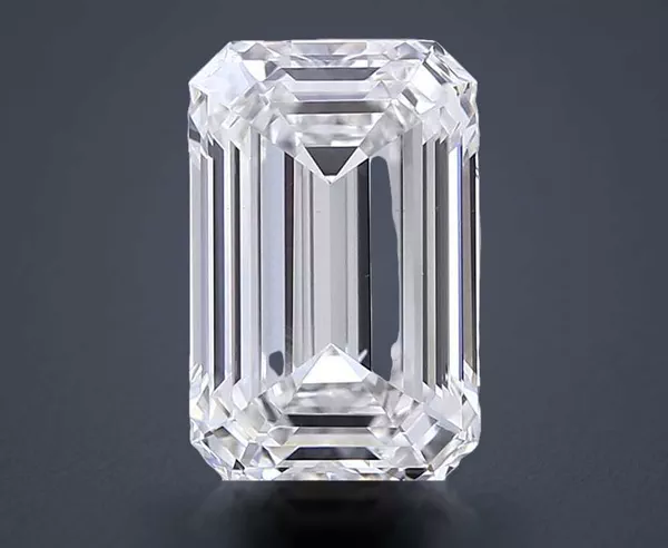 5.33 Carat · G · VS1 Rare Carat Ideal Cut