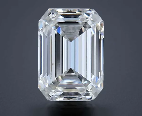 1.57 Carat · F · VVS2 Rare Carat Ideal Cut