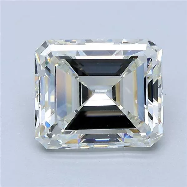 4.51 Carat · J · VS1 Rare Carat Ideal Cut