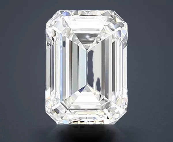 1.57 Carat · E · VS1 Rare Carat Ideal Cut