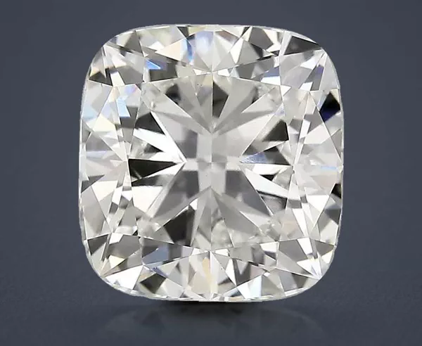 4.6 Carat · G · VS1 Rare Carat Ideal Cut