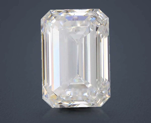 20.51 Carat · F · VS2 Rare Carat Ideal Cut