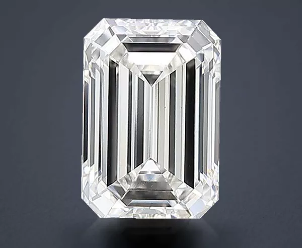 2.06 Carat · F · VS1 Rare Carat Ideal Cut