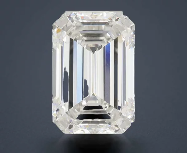 5.21 Carat · F · VVS2 Rare Carat Ideal Cut