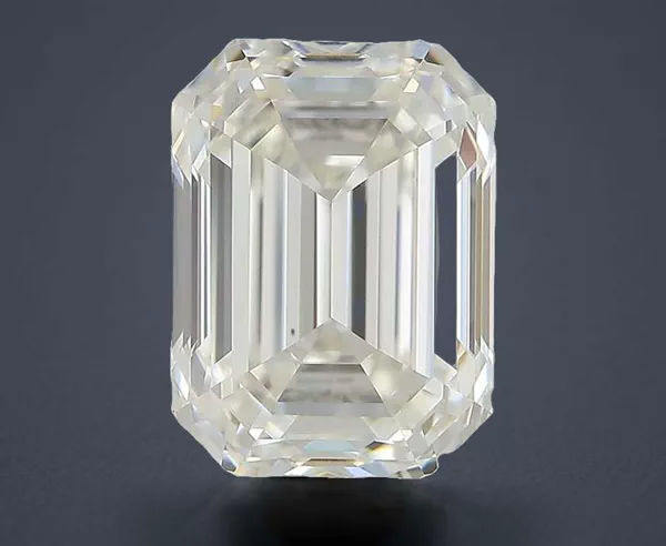 0.9 Carat · J · VS1 Rare Carat Ideal Cut