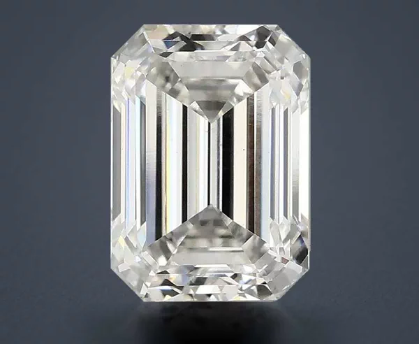 3.05 Carat · G · VS2 Rare Carat Ideal Cut