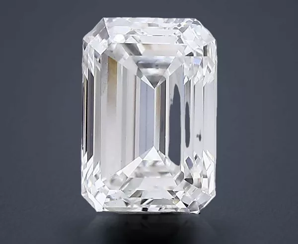 2.3 Carat · F · VS2 Rare Carat Ideal Cut