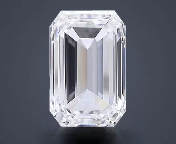7.11 Carat · F · VVS2 Rare Carat Ideal Cut