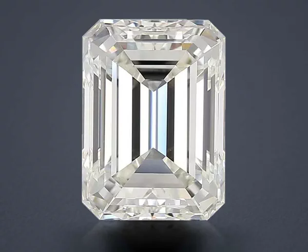3.5 Carat · J · VS2 Rare Carat Ideal Cut