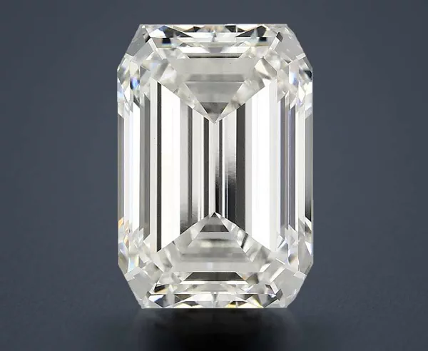 4.82 Carat · F · VVS2 Rare Carat Ideal Cut