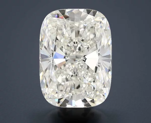 3.04 Carat · F · VVS2 Rare Carat Ideal Cut