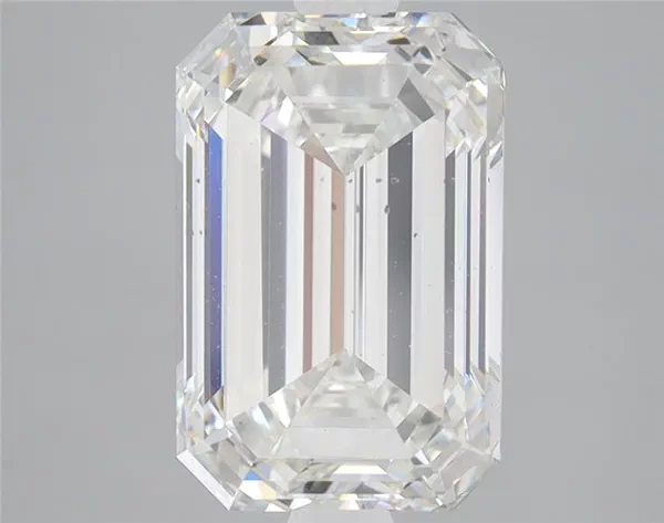 3.77 Carat · G · VS2 Rare Carat Ideal Cut