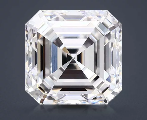 2.82 Carat · D · VS1 Rare Carat Ideal Cut