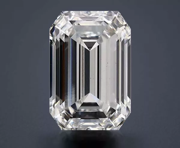 2.08 Carat · F · VS2 Rare Carat Ideal Cut