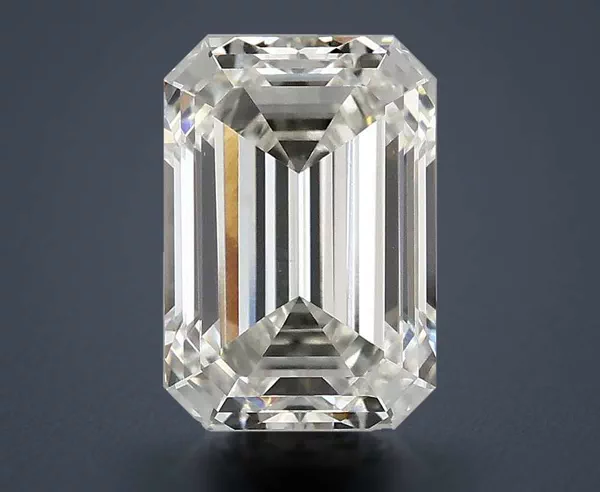 3.01 Carat · G · VVS2 Rare Carat Ideal Cut