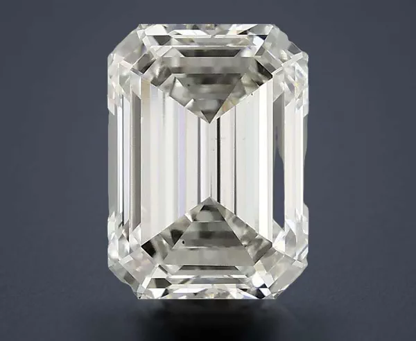 2.59 Carat · H · VS1 Rare Carat Ideal Cut
