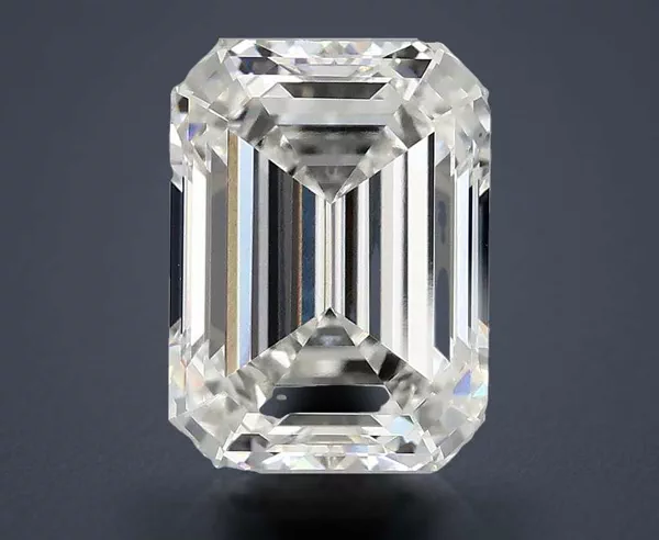 4.04 Carat · F · VVS1 Rare Carat Ideal Cut