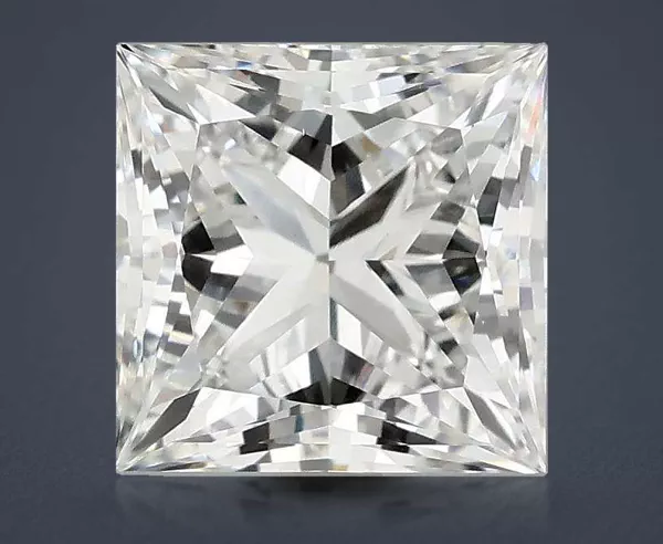 2.81 Carat · F · VS1 Rare Carat Ideal Cut