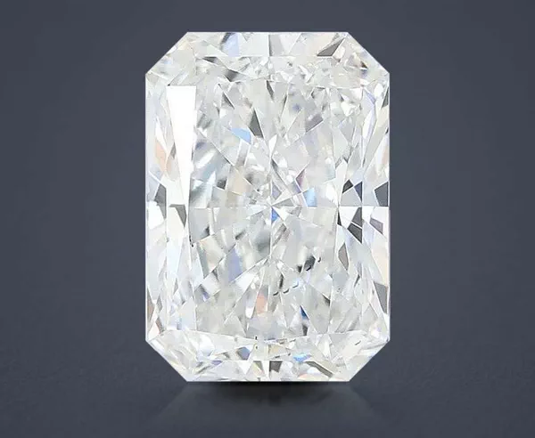 3.27 Carat · E · VS2 Rare Carat Ideal Cut