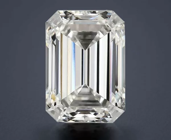 4.01 Carat · F · VVS1 Rare Carat Ideal Cut