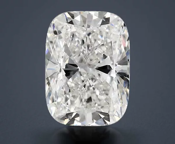 2.82 Carat · E · VS1 Rare Carat Ideal Cut