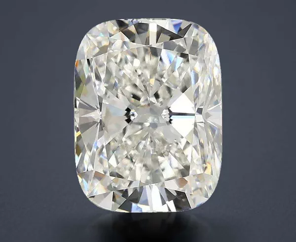 4 Carat · G · VS1 Rare Carat Ideal Cut