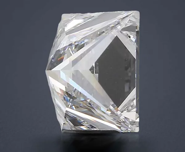 4.58 Carat · E · VVS2 Rare Carat Ideal Cut