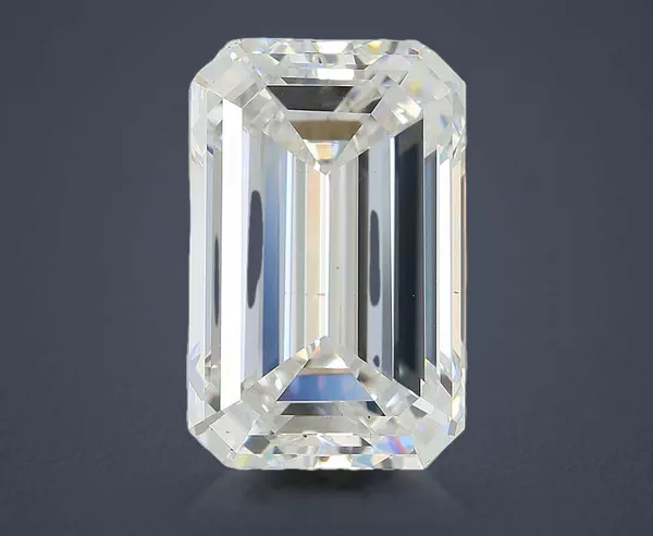 8.02 Carat · D · VS2 Rare Carat Ideal Cut