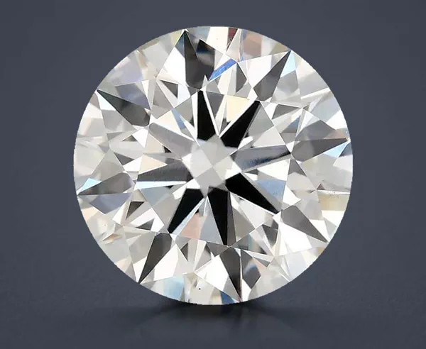 3.91 Carat · G · VS2 Rare Carat Ideal Cut