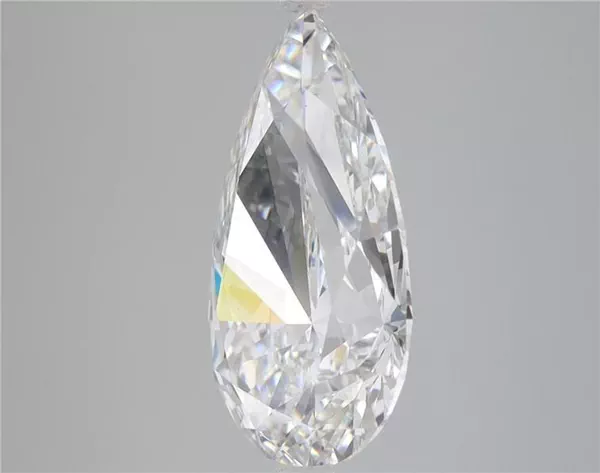 5.43 Carat · F · VS2 Rare Carat Ideal Cut
