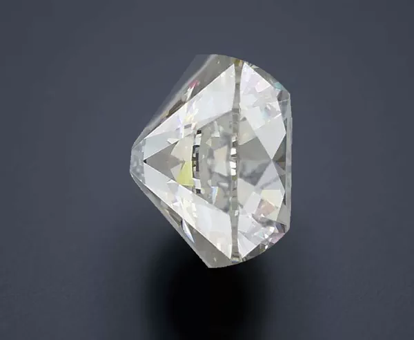 2.84 Carat · H · VS1 Rare Carat Ideal Cut