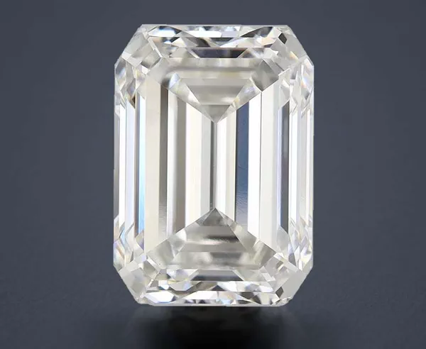 6.69 Carat · G · VS1 Rare Carat Ideal Cut
